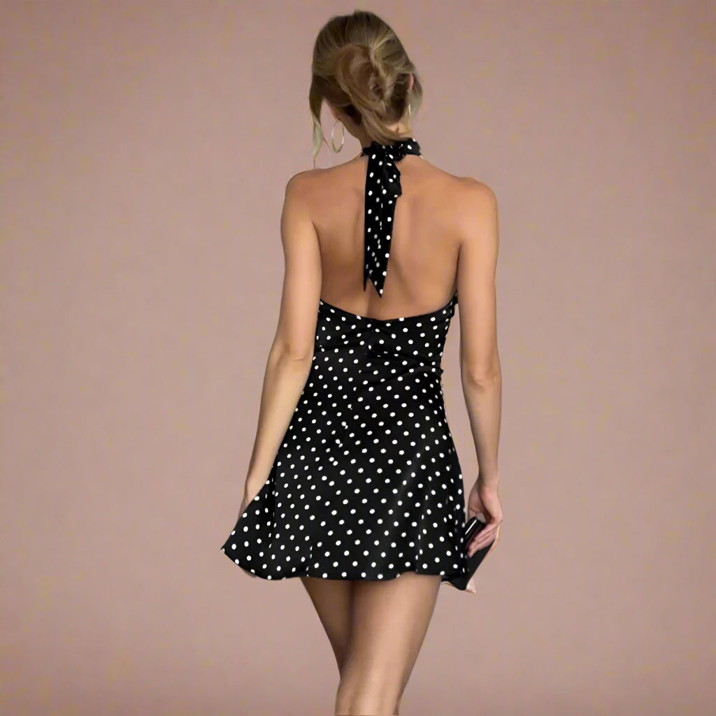 Maya Dot Kiss