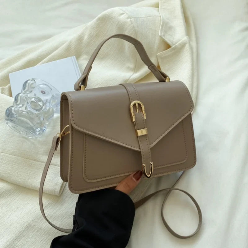 Minimalist side bag- Clara