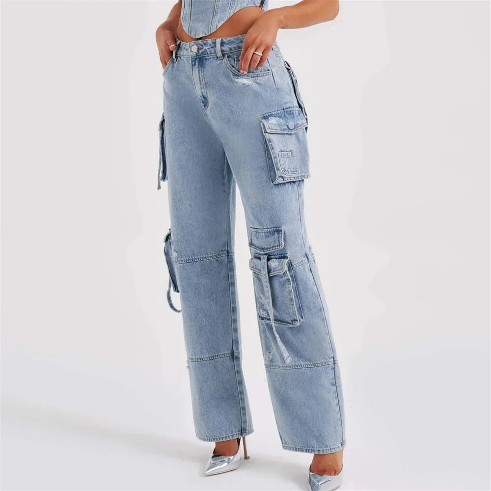 Stylish high-waist jeans for women with pockets.