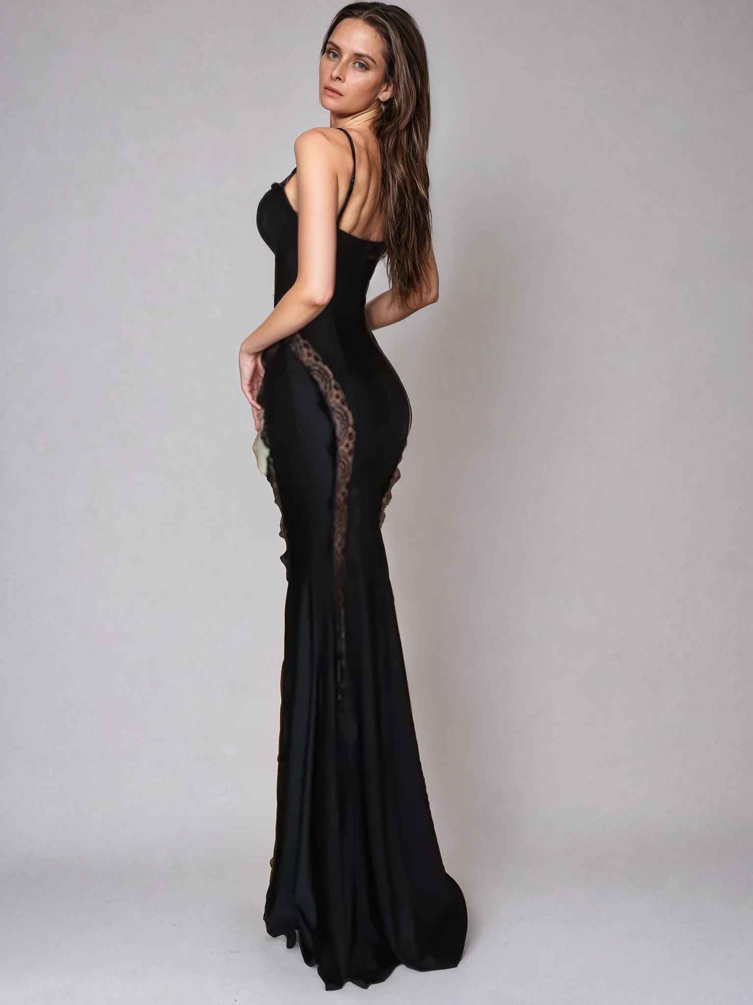 Valeria Noire Lace